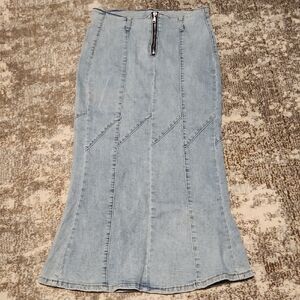 NWOT Light Blue Denim Skirt